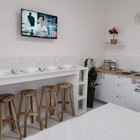 Casuta cu Tei-Lime House Villa Oradea Cameră foto